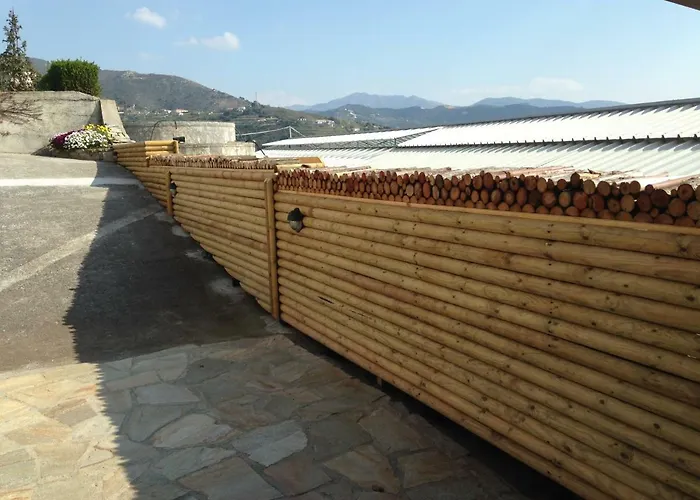 Little Paradise Apartman *